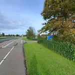 Carmen's In - Jaagweg 13 - - 15 Minuten Amsterdam Met De Bus Δωμάτια σε οικογενειακή κατοικία Ilpendam