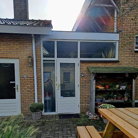 Carmen's In - Jaagweg 13 - - 15 Minuten Amsterdam Met De Bus Privatunterkunft