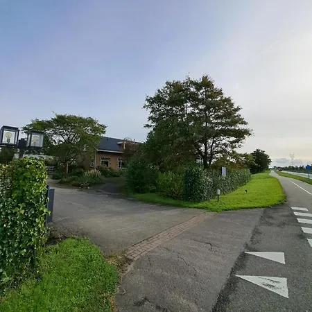 Privatunterkunft Carmen's In - Jaagweg 13 - - 15 Minuten Amsterdam Met De Bus Ilpendam